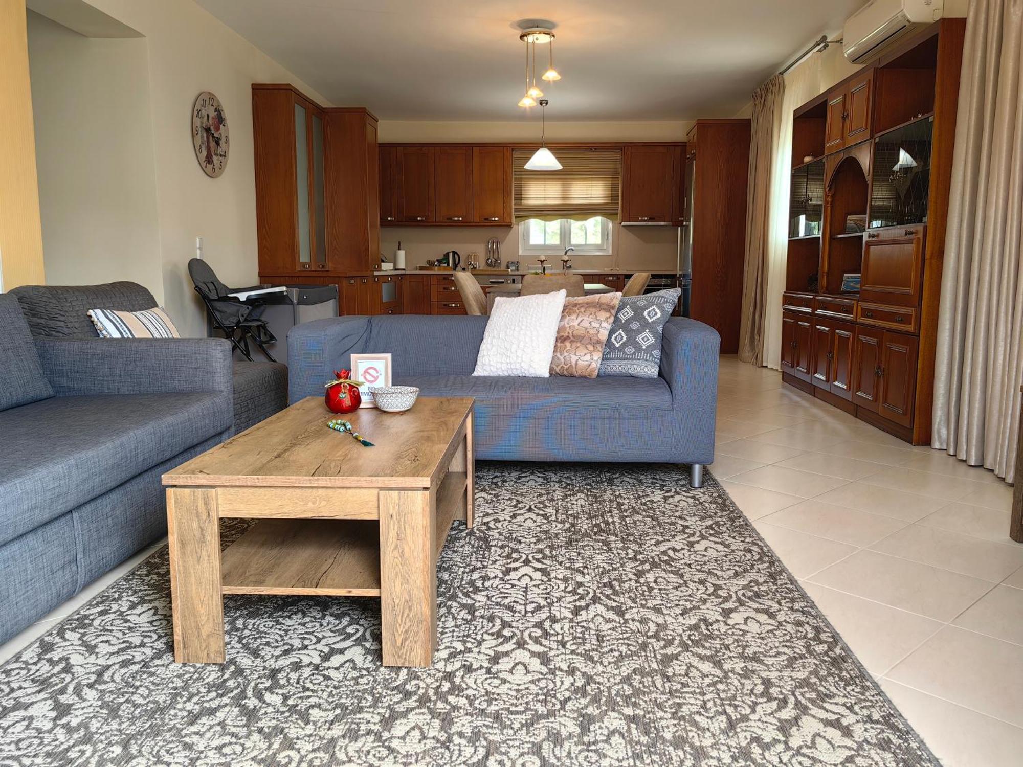 Eleni'S Holiday Home Kalamata Exterior photo