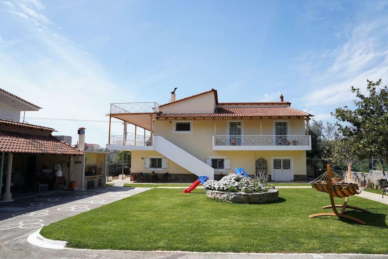 Eleni'S Holiday Home Kalamata Exterior photo