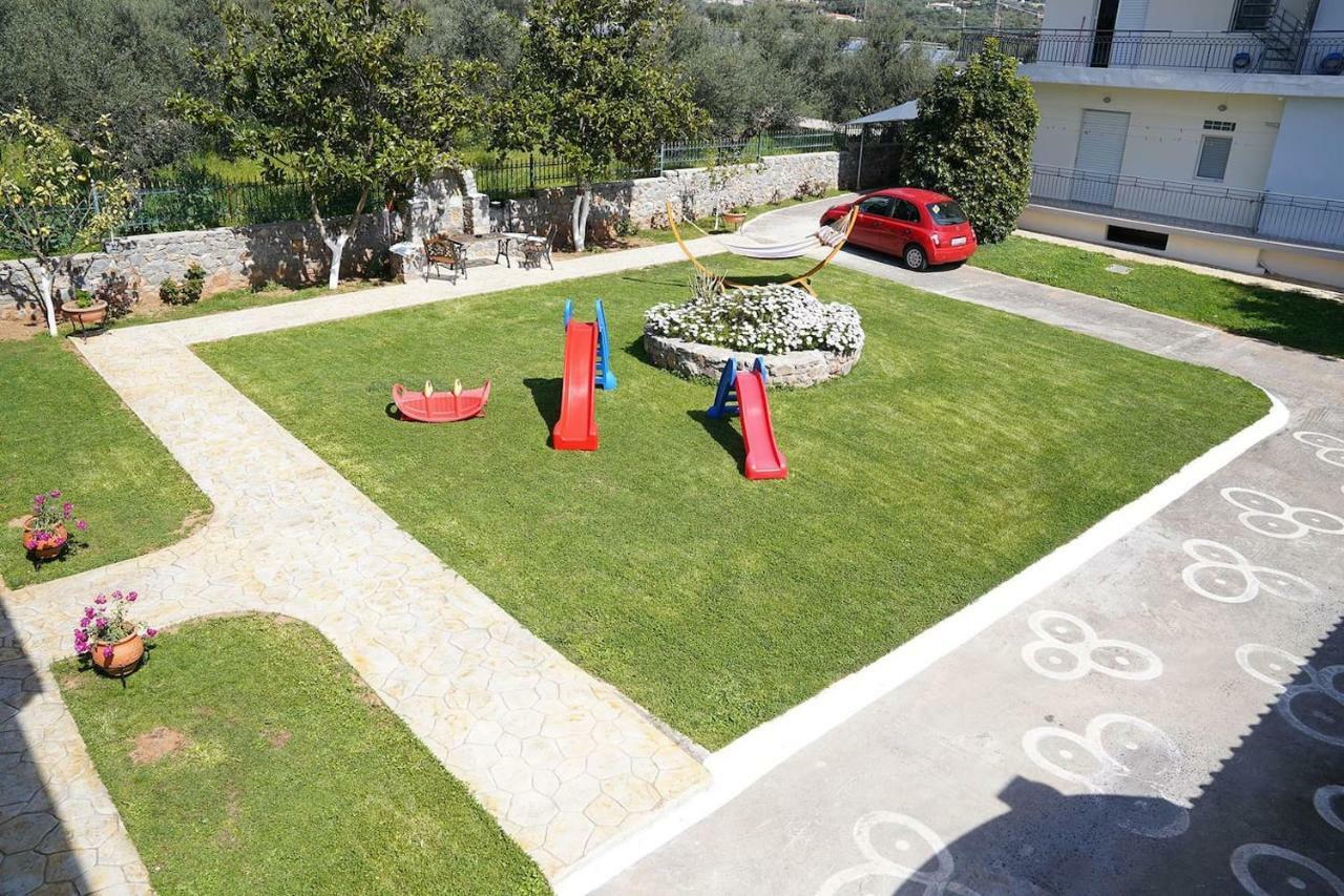 Eleni'S Holiday Home Kalamata Exterior photo